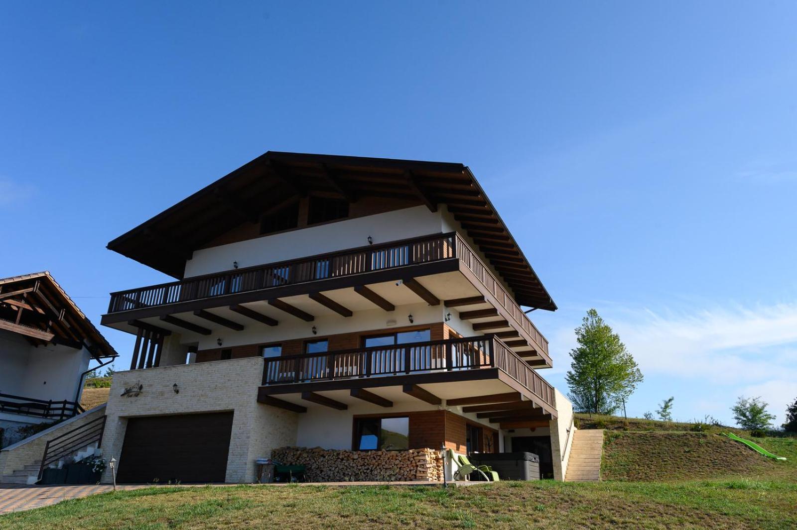 Chalet First Hill Gura Humorului Exteriör bild