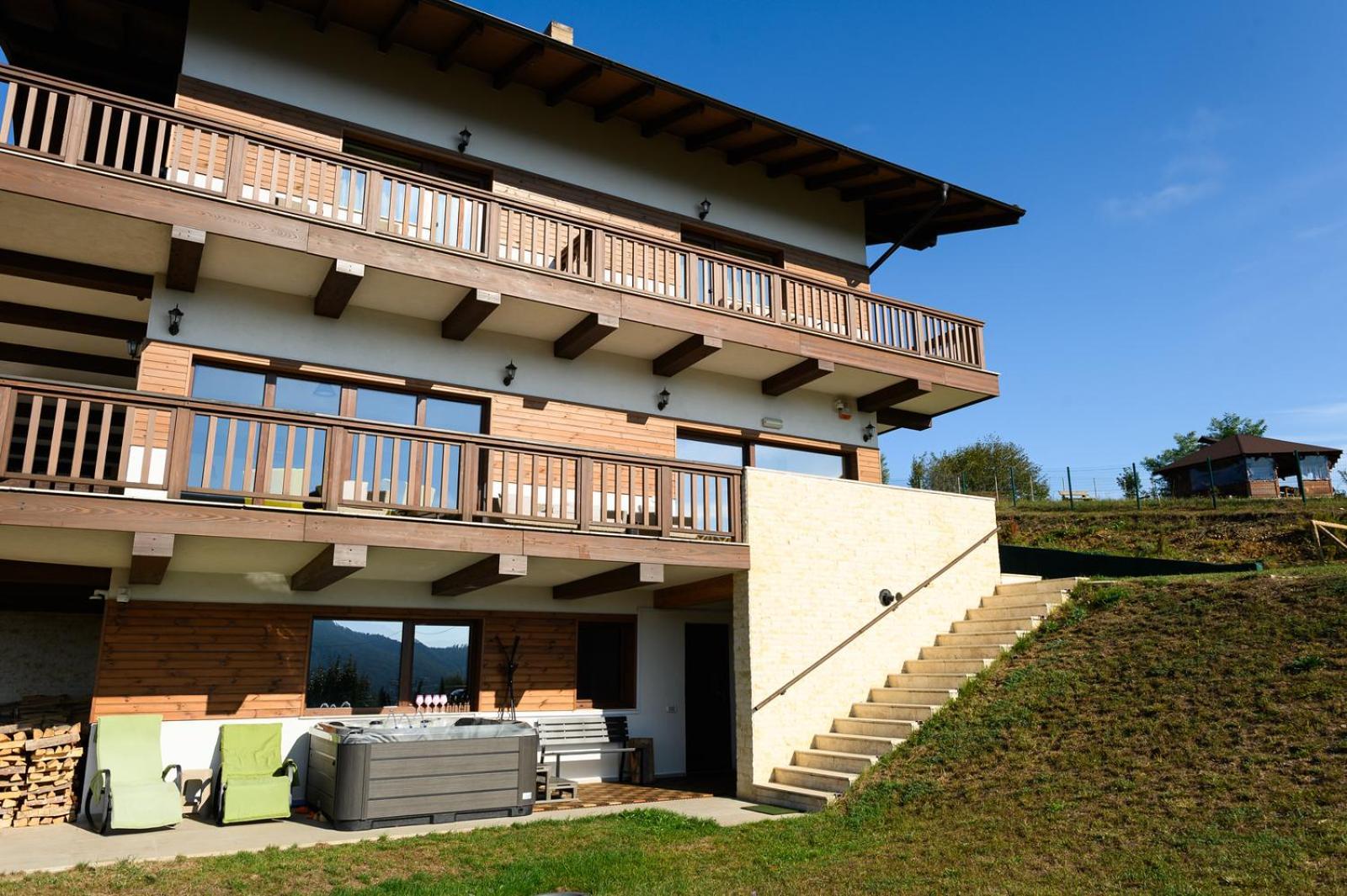 Chalet First Hill Gura Humorului Exteriör bild